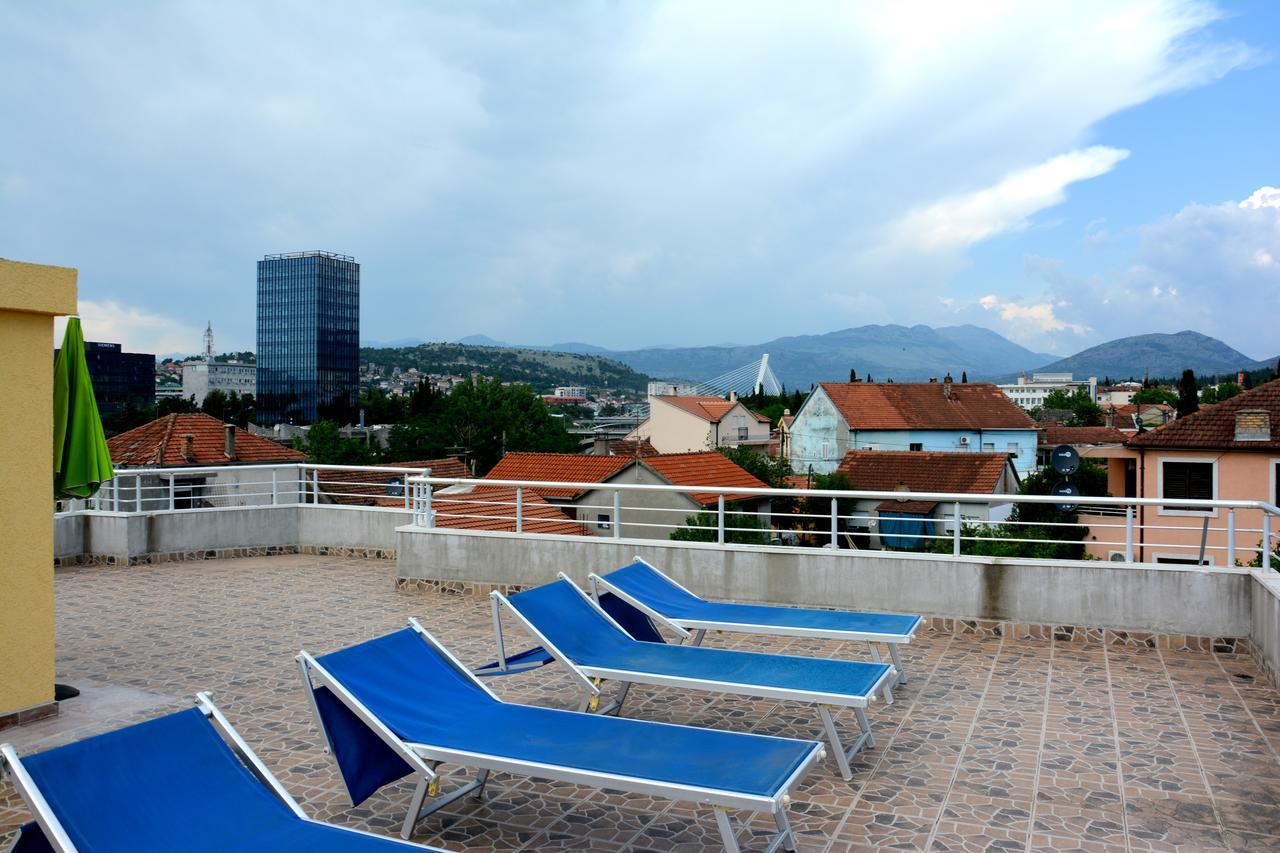 Montenegro Hostel B&B بودغوريتْسا المظهر الخارجي الصورة