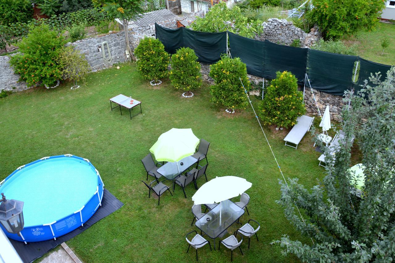 Montenegro Hostel B&B بودغوريتْسا المظهر الخارجي الصورة