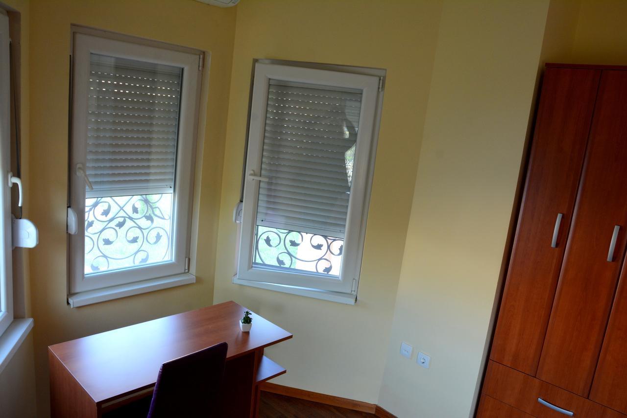 Montenegro Hostel B&B بودغوريتْسا المظهر الخارجي الصورة