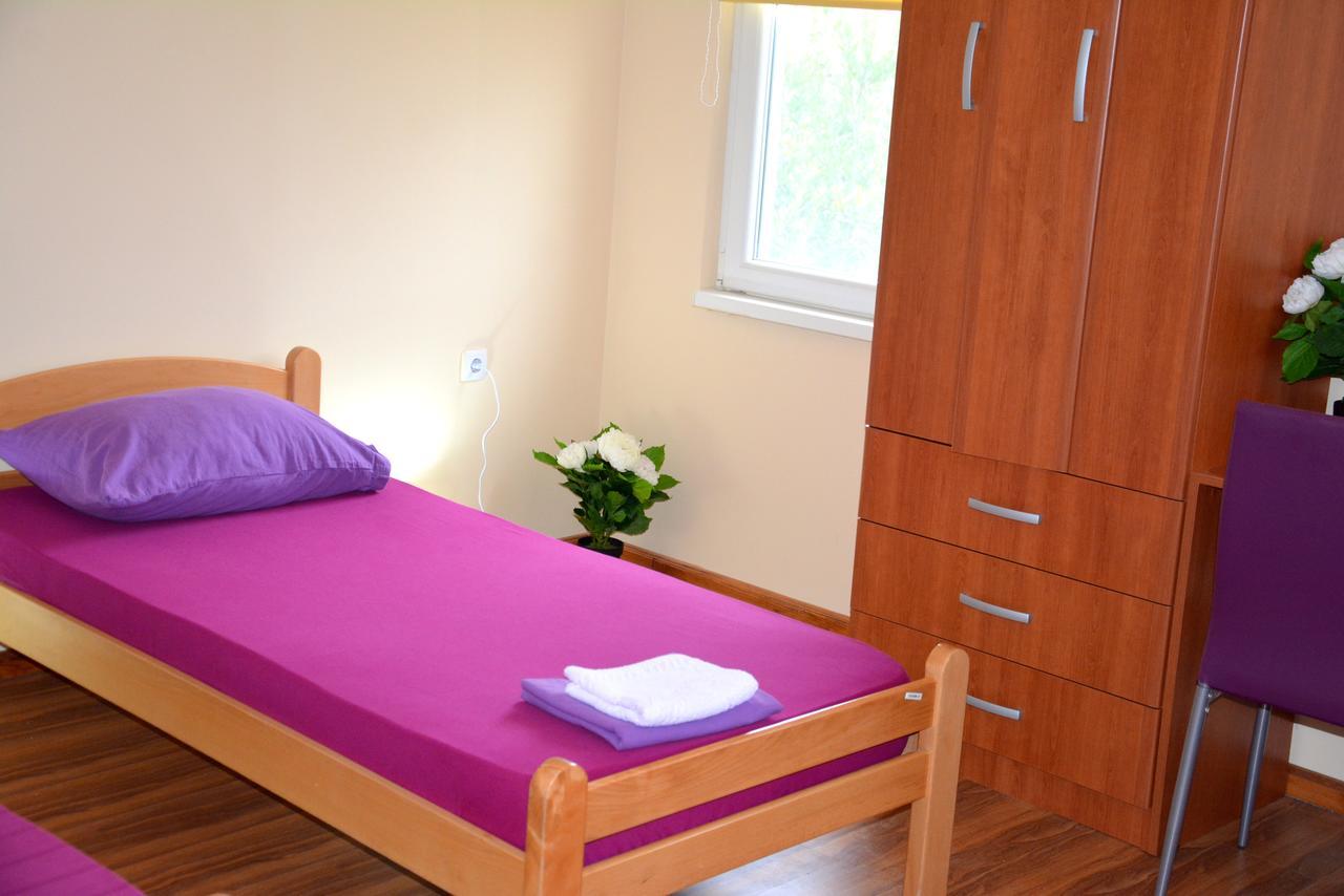 Montenegro Hostel B&B بودغوريتْسا المظهر الخارجي الصورة